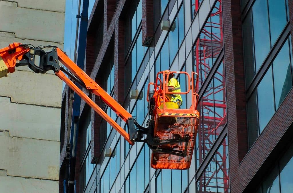 Corso piattaforme di lavoro mobili elevabili (PLE) con e senza stabilizzatori | Aggiornamento