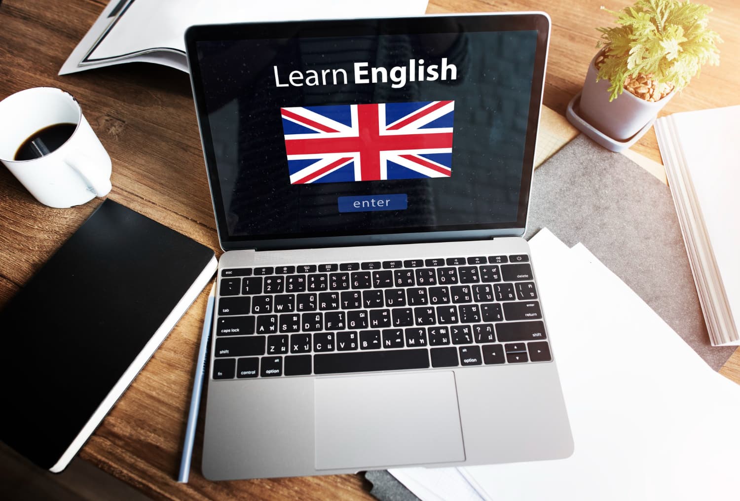 Strutture grammaticali avanzate e perfezionamento linguistico